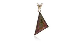 Thumb ammolite triangle 1100